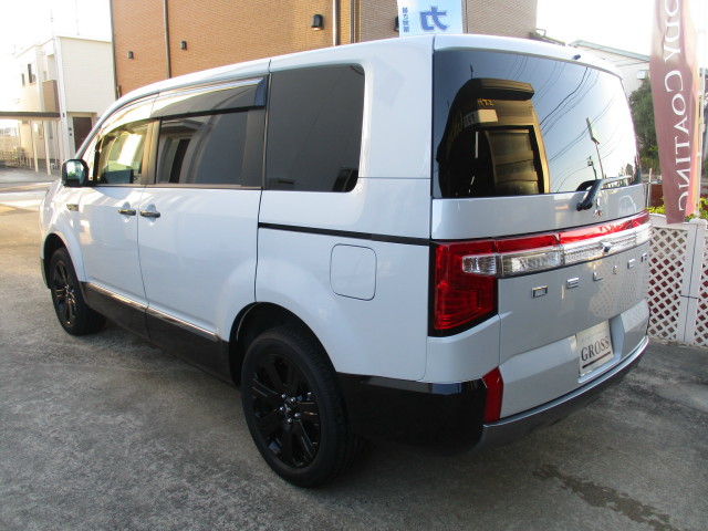 三菱　デリカD5　遮熱　カーフィルム