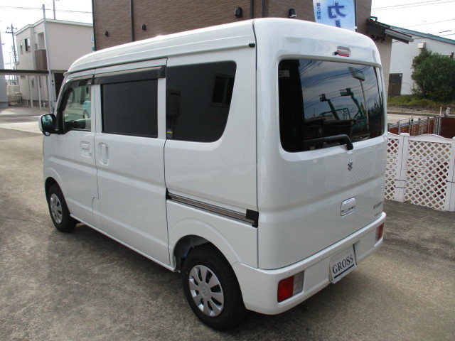 スズキ　エブリイ　スモークフィルム