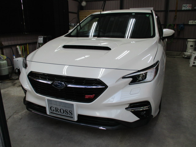 スバル　レヴォーグ　ボディコーティング